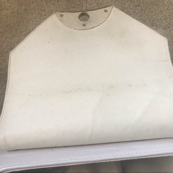 ASOS Simple Crossbody Handbag - Picture 5 of 7